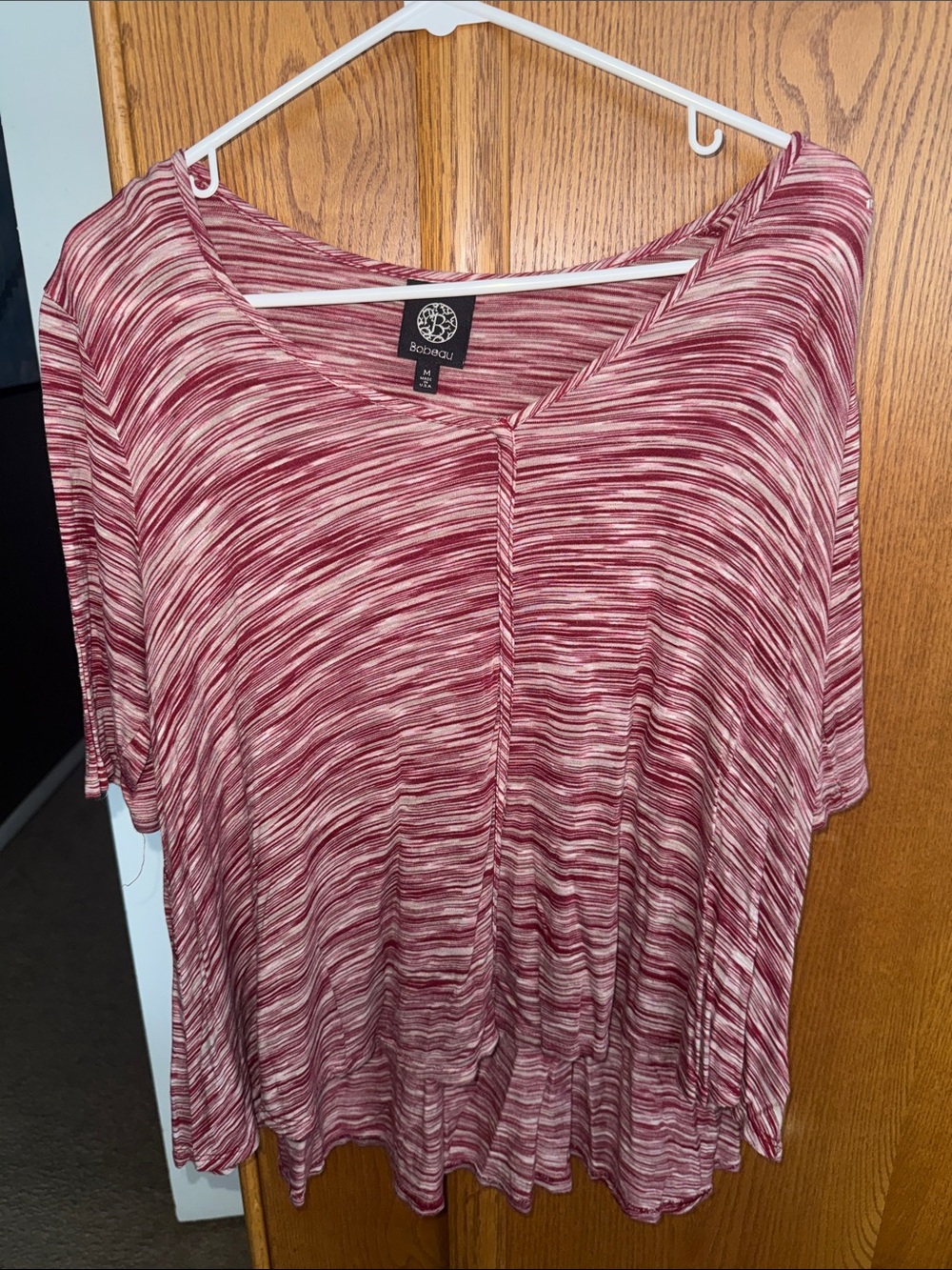 bobeau V-Neck Short Sleeve Top - Burgundy and White